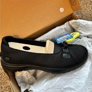 NWT Skechers Black On-The-Go Flex Shoes